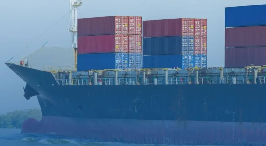 Proses dan Fungsi Transshipment dalam Pengangkutan Barang