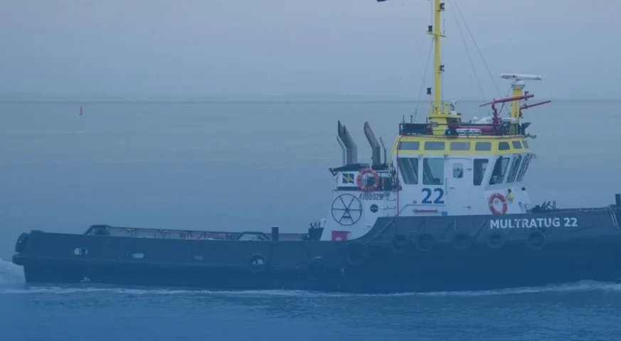 Mengenal Fungsi dan Keuntungan Barge Transload dalam Logistik